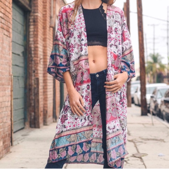 SoldoutCuratedLuxury - Picture 3 of 3